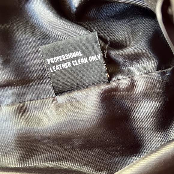 Revue size 4 leather suede Shacket (shirt/jacket) - Picture 6 of 7